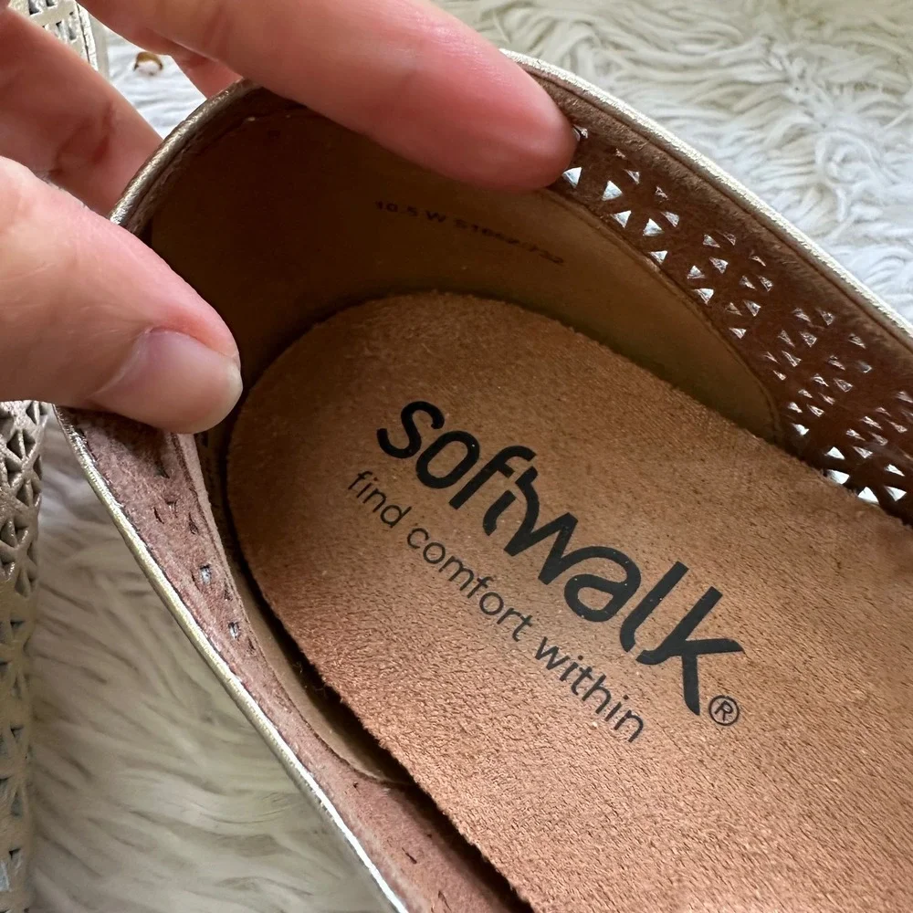 Softwalk Sonoma Perforated Gold Tone‎ Leather Flat Shoes Size 10.5 W